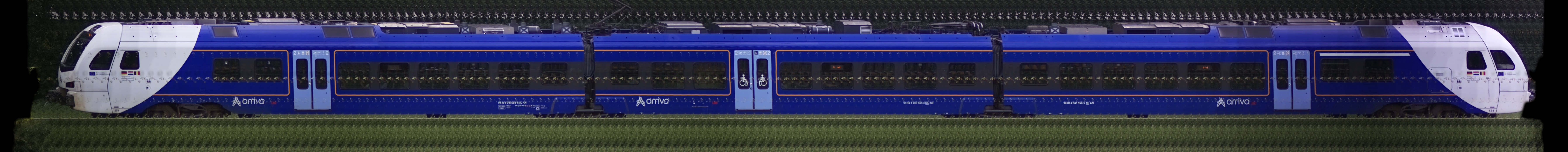 There should be a train photo here :'(