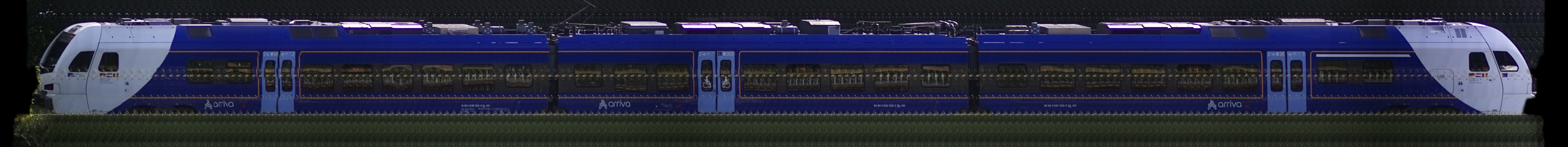 There should be a train photo here :'(