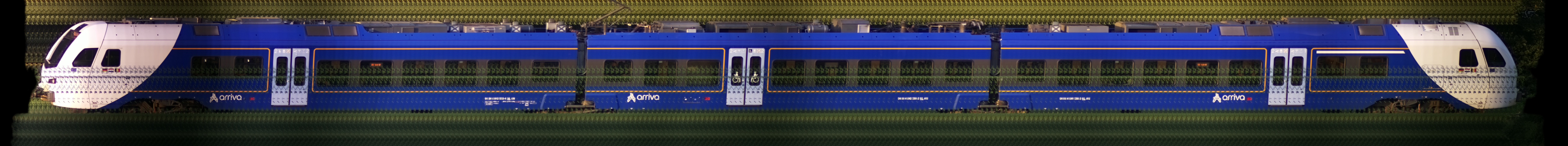 There should be a train photo here :'(