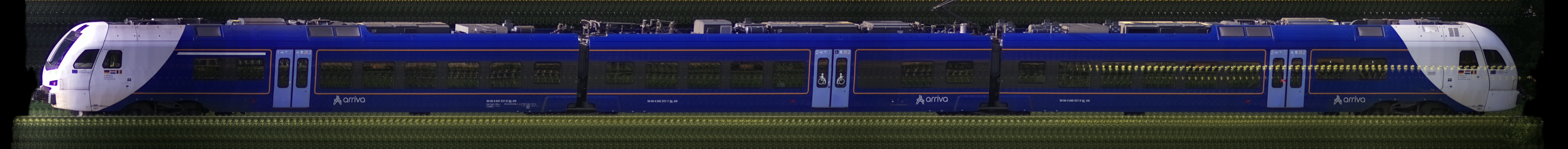 There should be a train photo here :'(