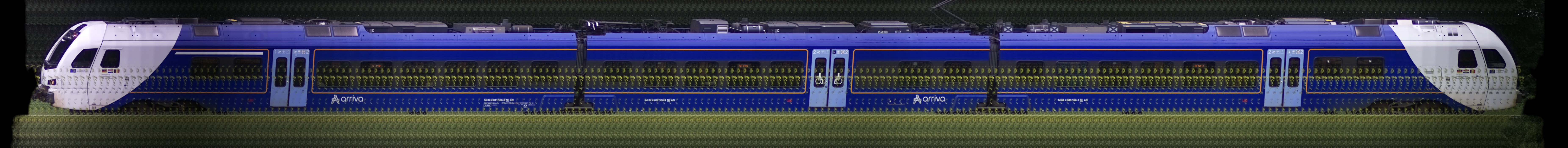 There should be a train photo here :'(