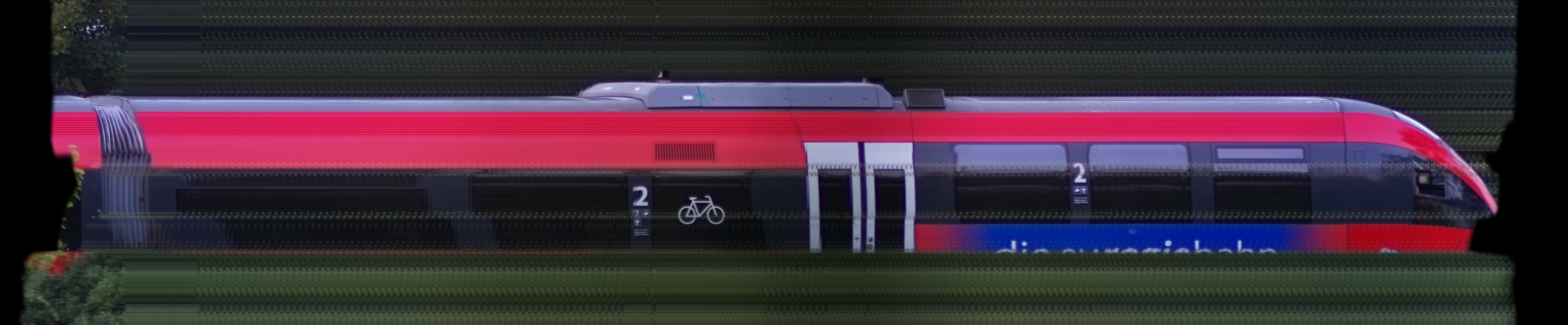 There should be a train photo here :'(