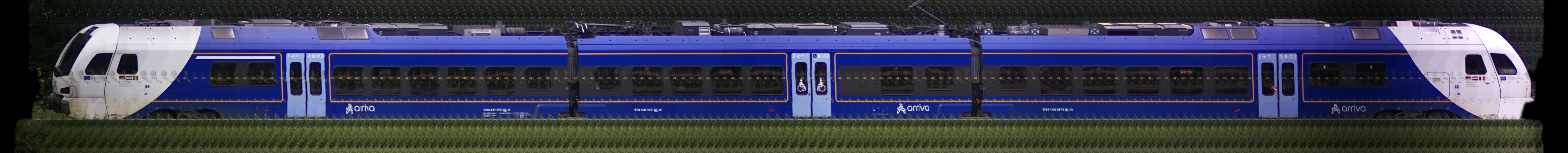 There should be a train photo here :'(