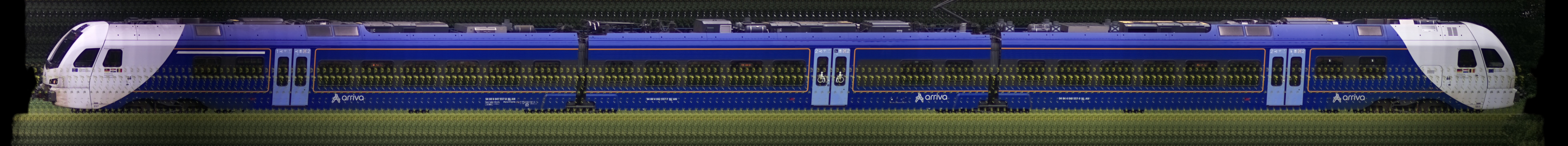 There should be a train photo here :'(