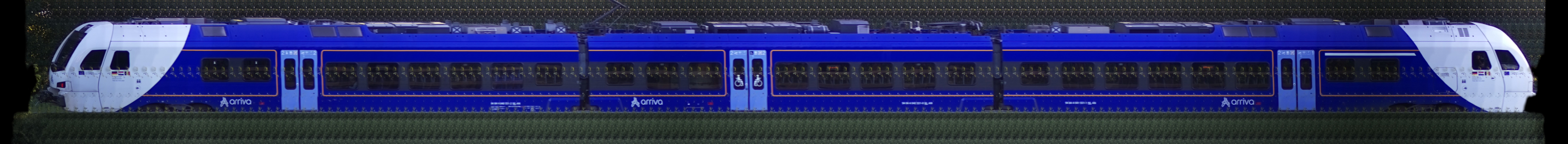 There should be a train photo here :'(