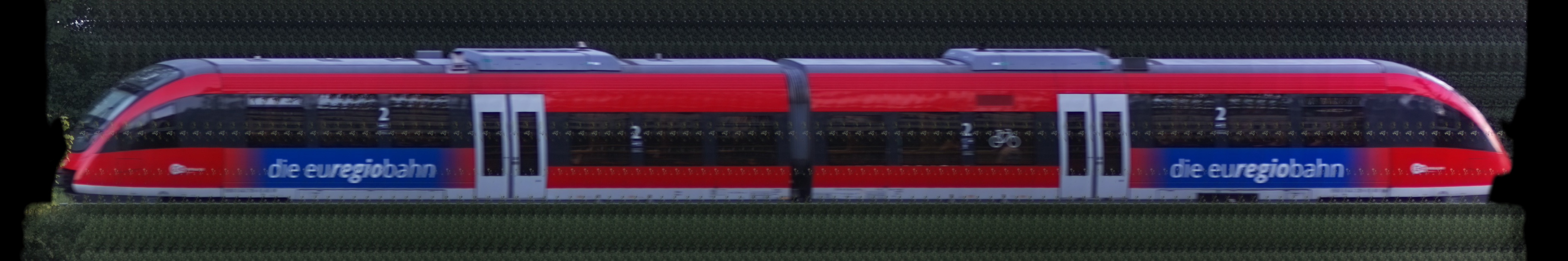 There should be a train photo here :'(