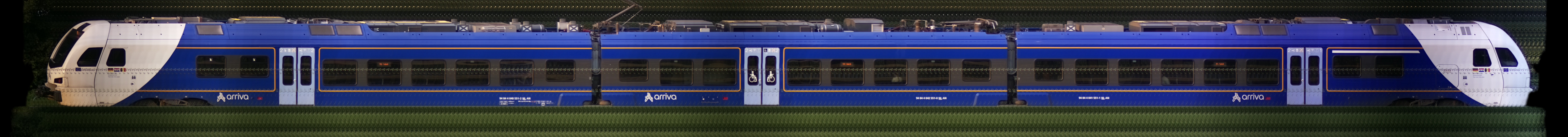 There should be a train photo here :'(