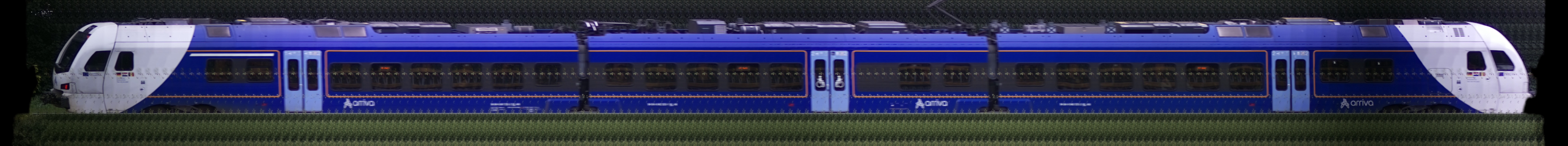 There should be a train photo here :'(