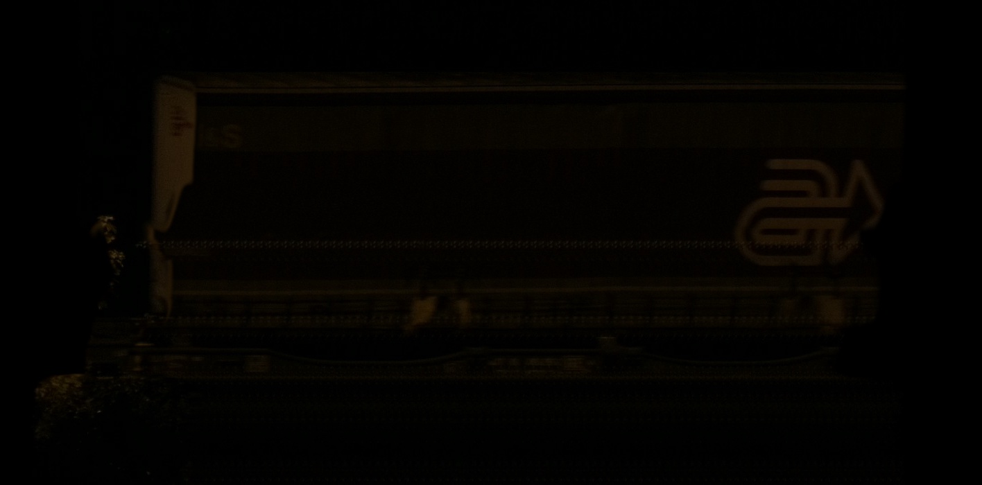 There should be a train photo here :'(