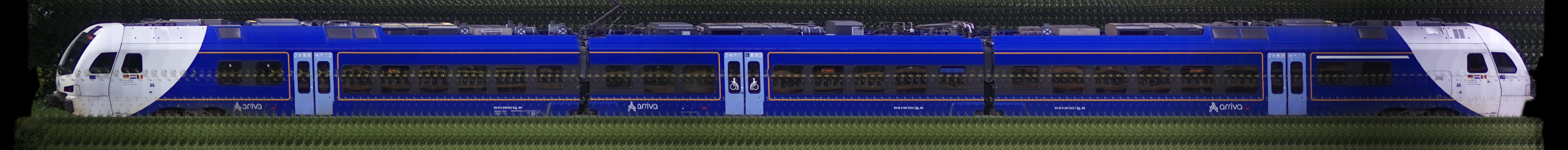 There should be a train photo here :'(