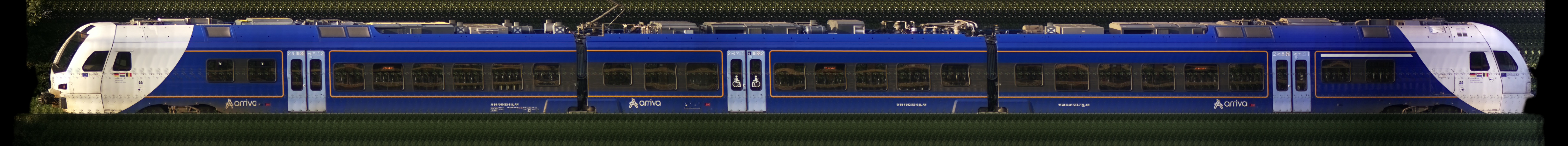 There should be a train photo here :'(