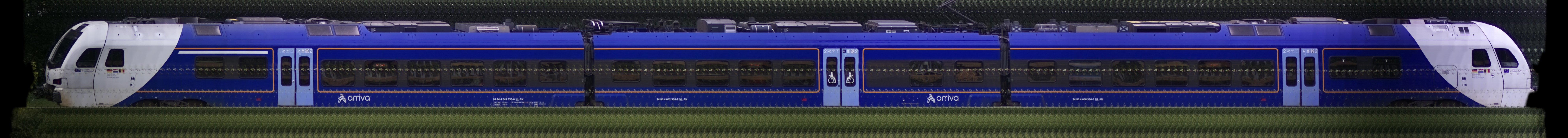 There should be a train photo here :'(