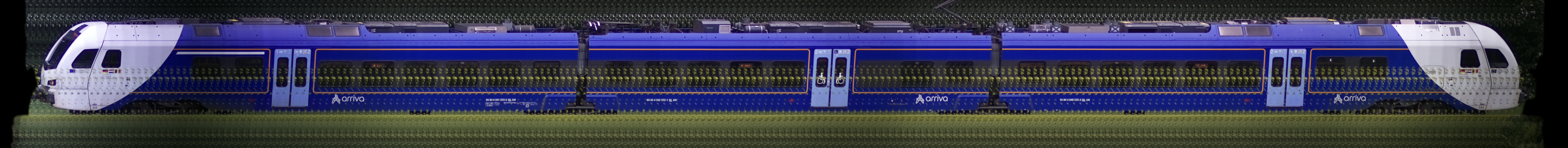There should be a train photo here :'(