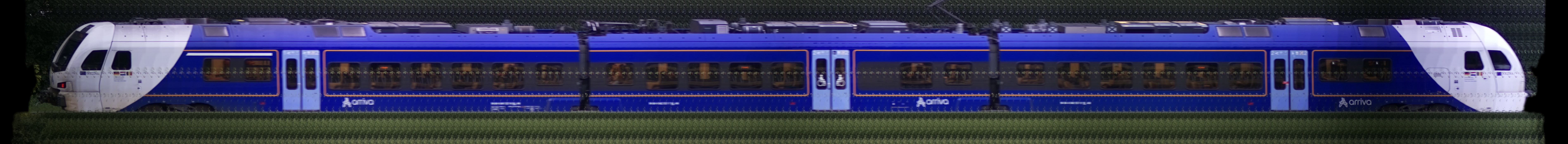 There should be a train photo here :'(