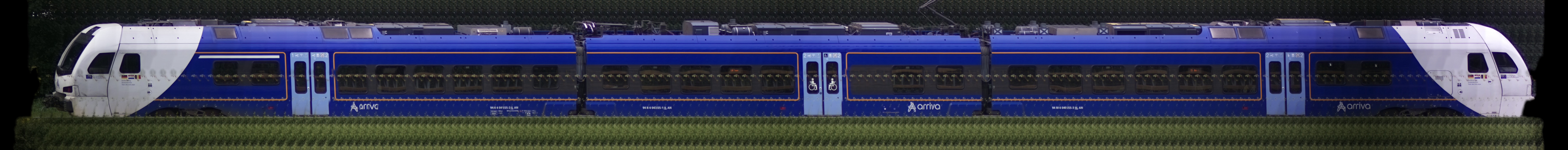 There should be a train photo here :'(