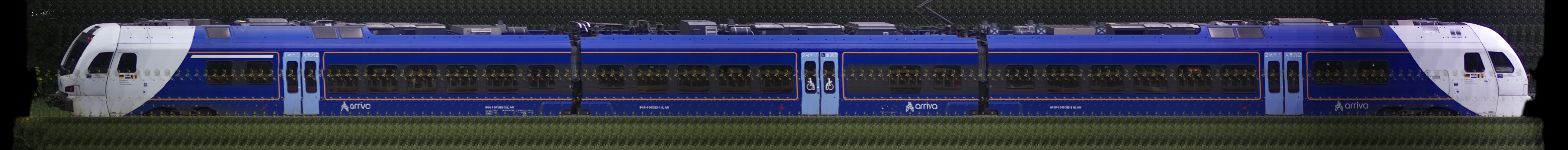 There should be a train photo here :'(