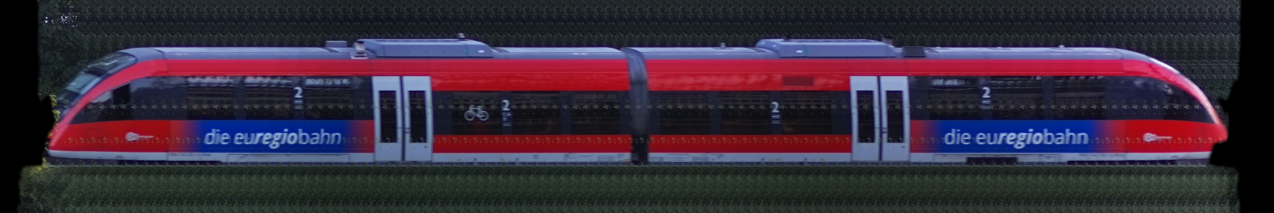There should be a train photo here :'(