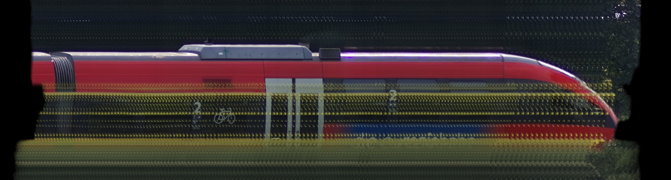 There should be a train photo here :'(