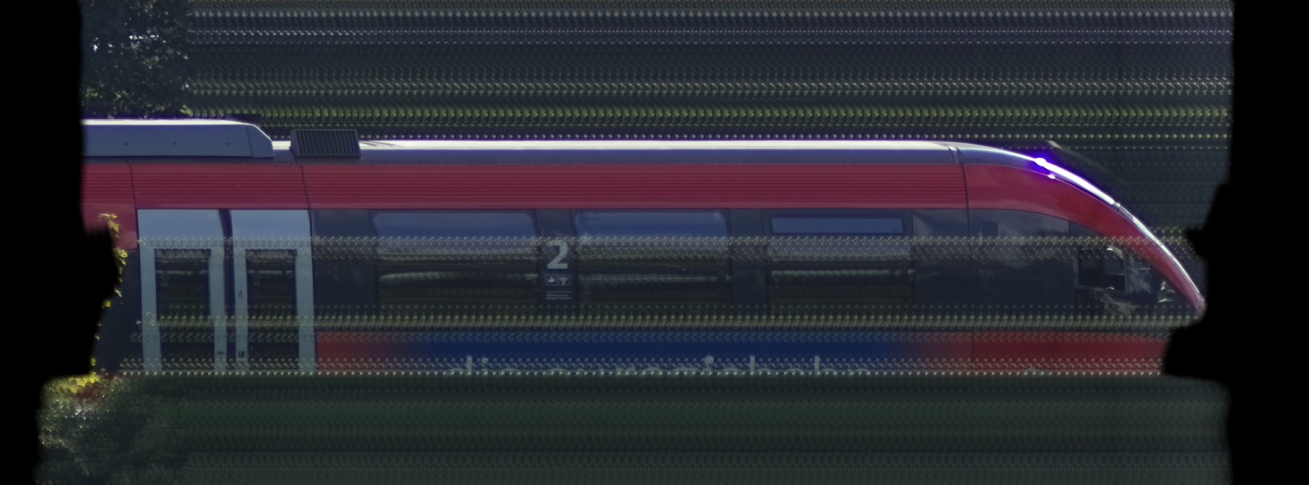 There should be a train photo here :'(