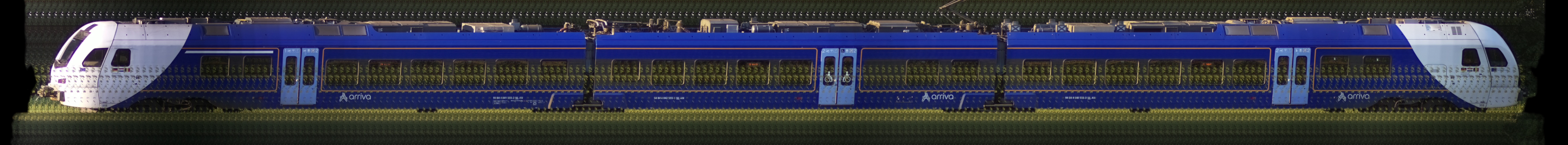 There should be a train photo here :'(
