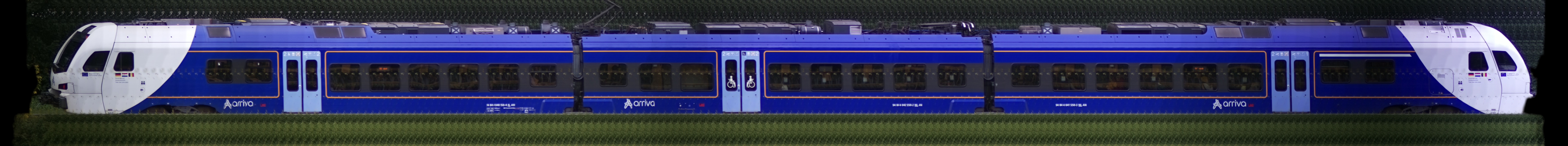 There should be a train photo here :'(