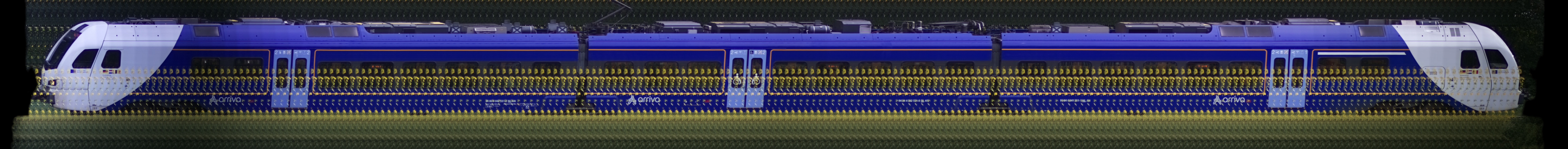 There should be a train photo here :'(