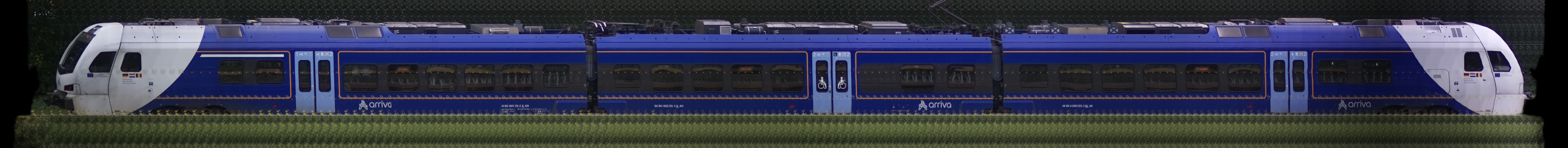 There should be a train photo here :'(