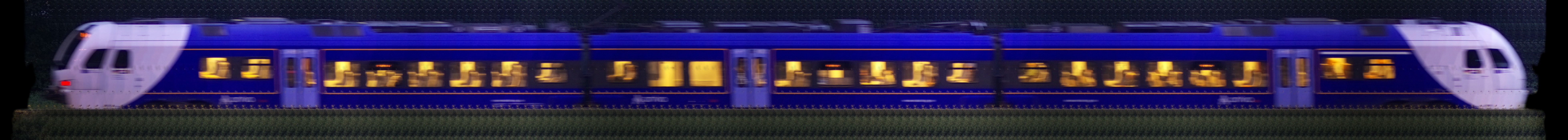 There should be a train photo here :'(