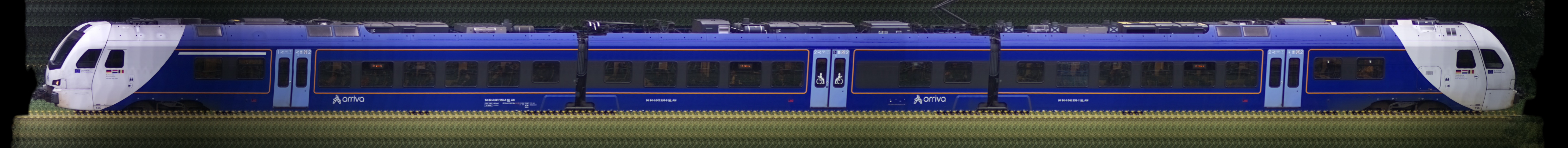 There should be a train photo here :'(