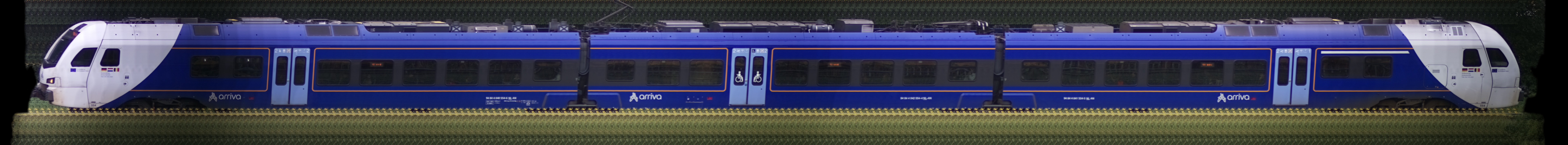 There should be a train photo here :'(