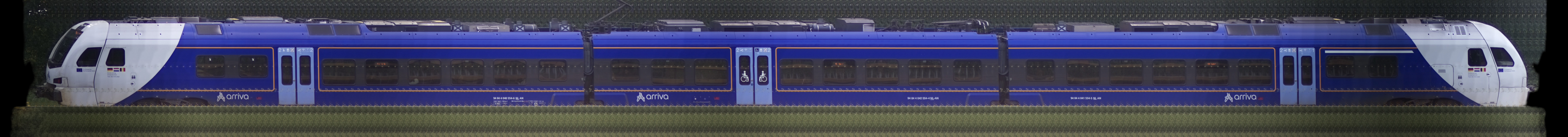 There should be a train photo here :'(