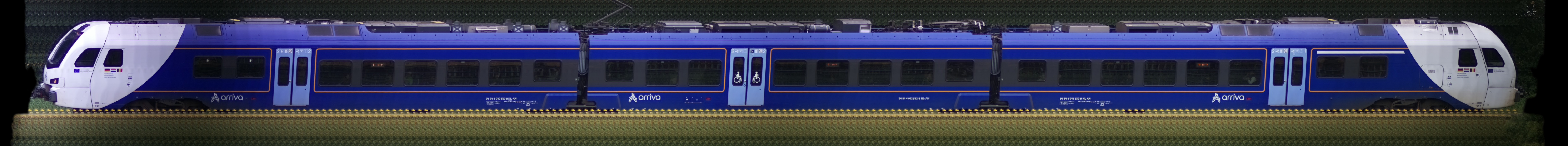 There should be a train photo here :'(