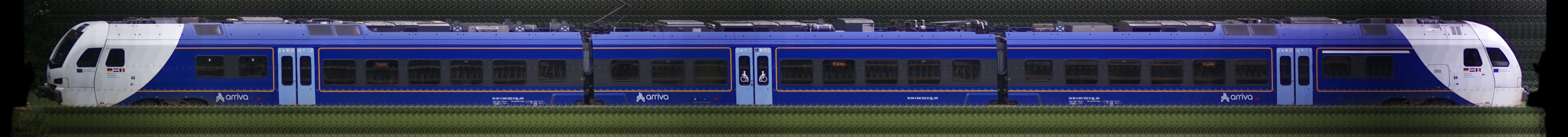 There should be a train photo here :'(