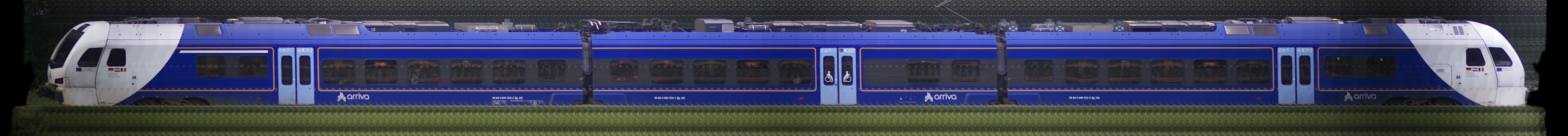 There should be a train photo here :'(