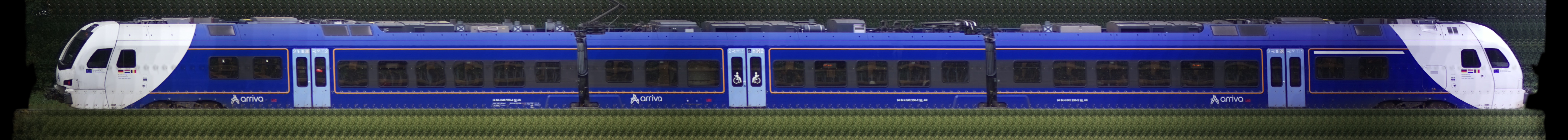 There should be a train photo here :'(