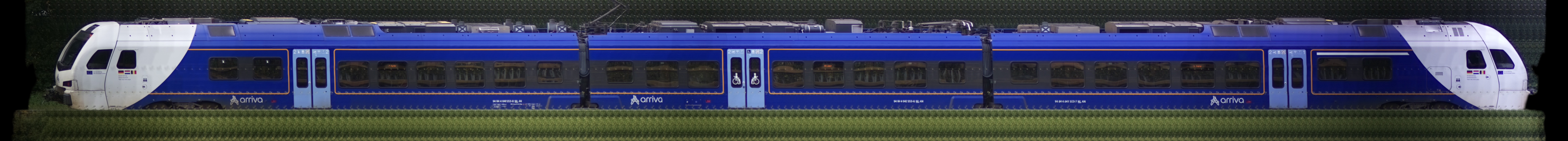 There should be a train photo here :'(