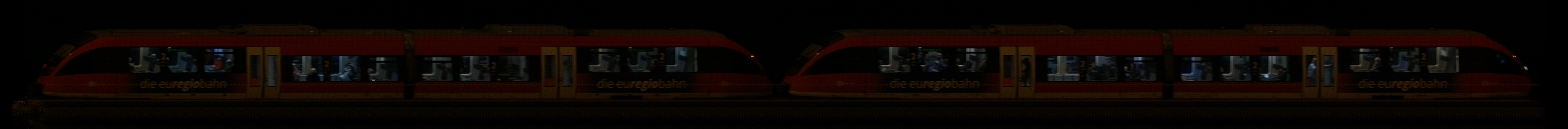 There should be a train photo here :'(