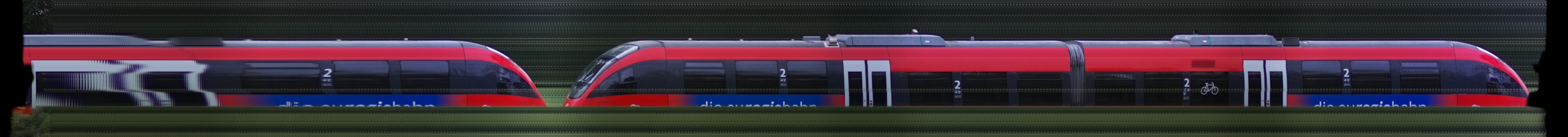 There should be a train photo here :'(