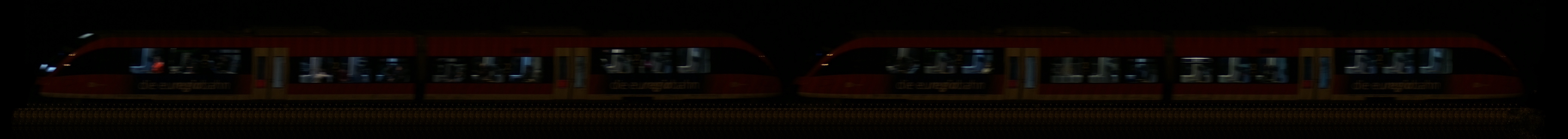 There should be a train photo here :'(