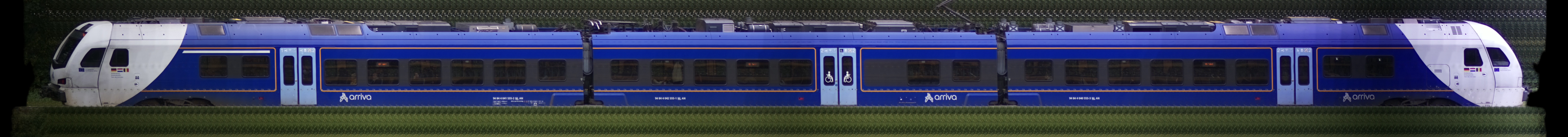 There should be a train photo here :'(