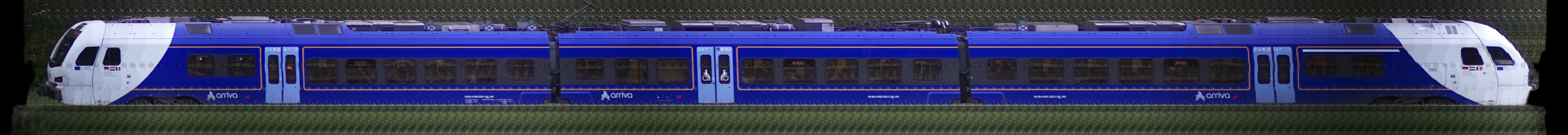 There should be a train photo here :'(