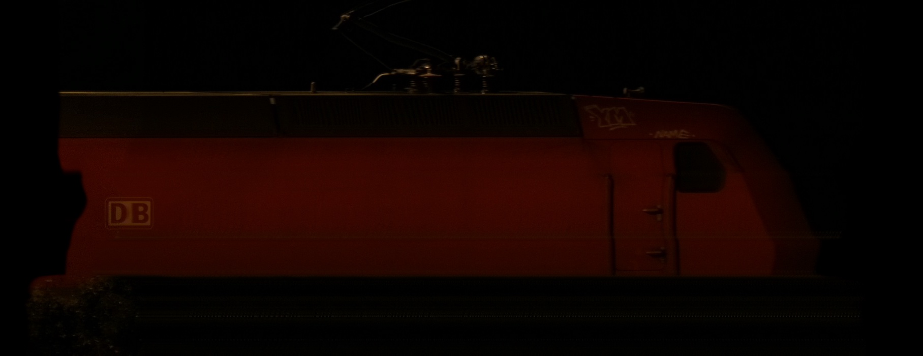 There should be a train photo here :'(
