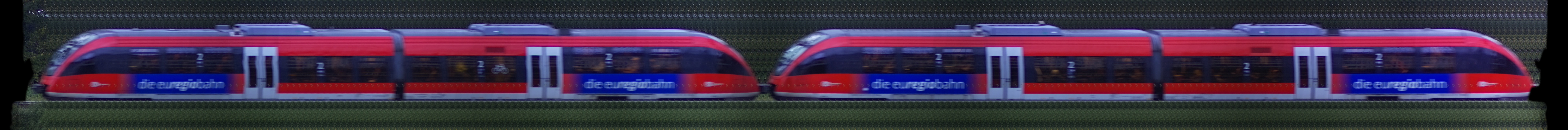 There should be a train photo here :'(