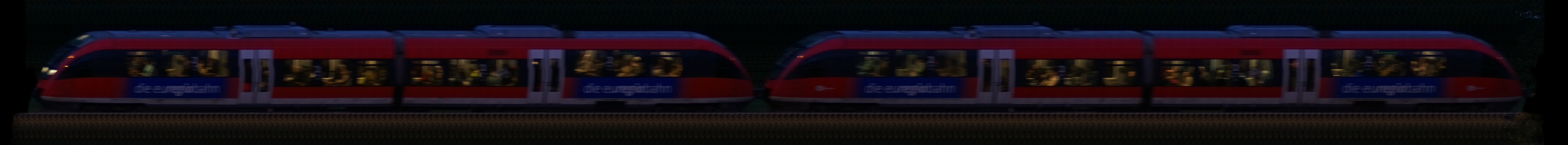 There should be a train photo here :'(