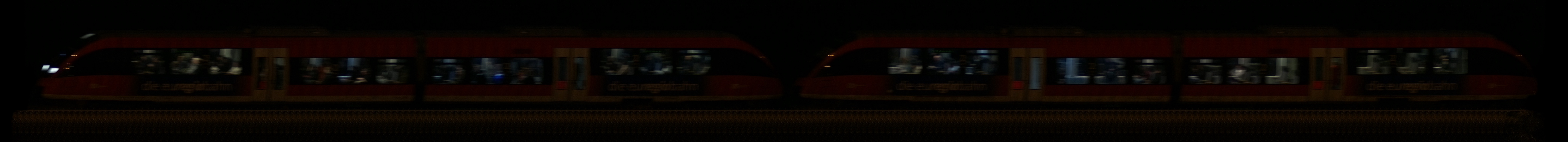 There should be a train photo here :'(