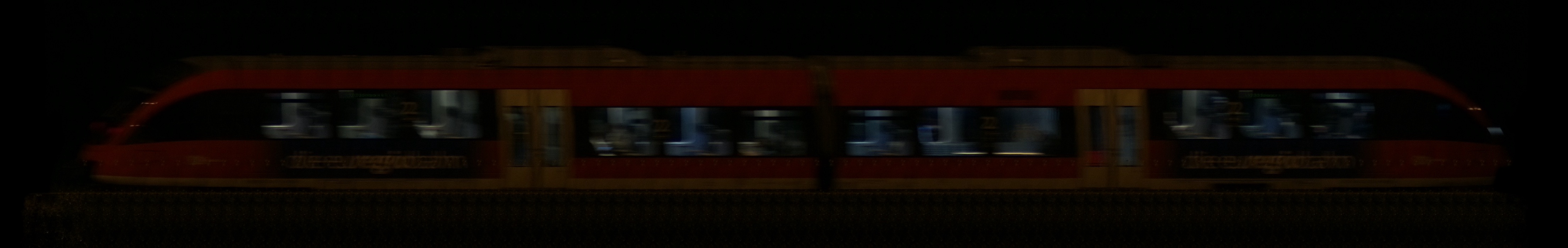 There should be a train photo here :'(