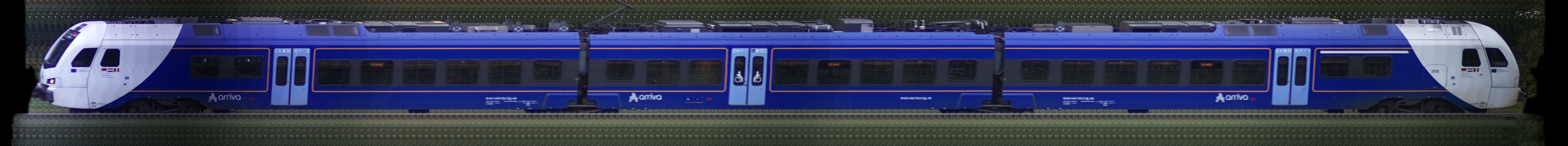 There should be a train photo here :'(