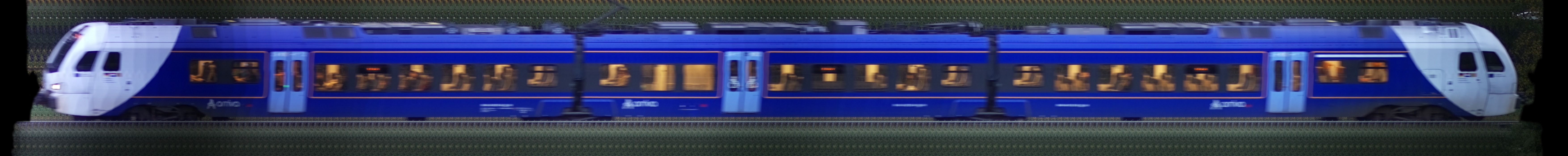 There should be a train photo here :'(