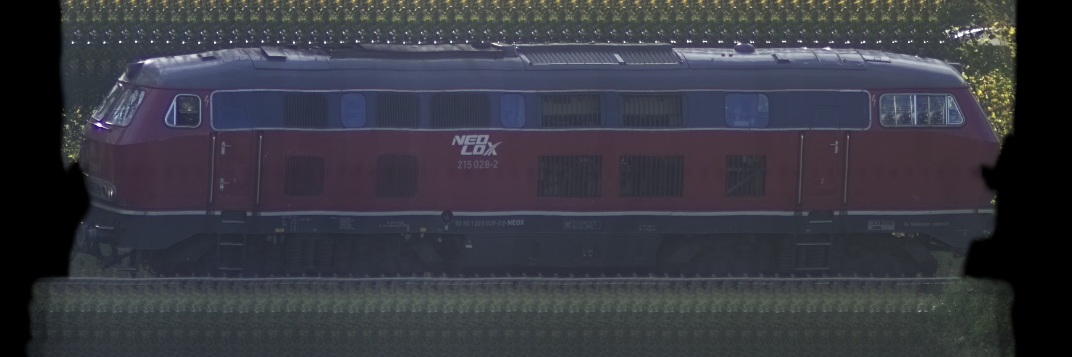 There should be a train photo here :'(