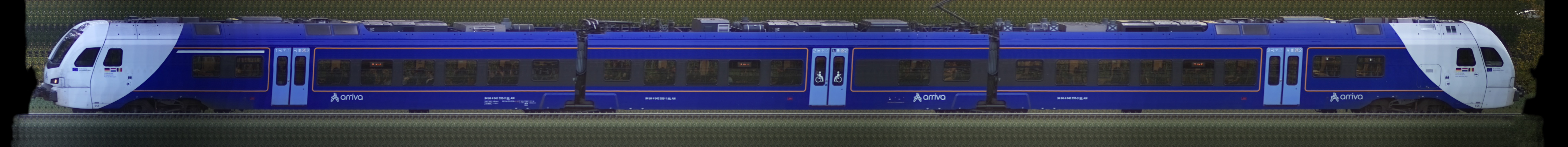 There should be a train photo here :'(